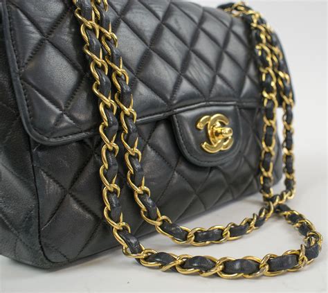 chanel black handbag chain strap